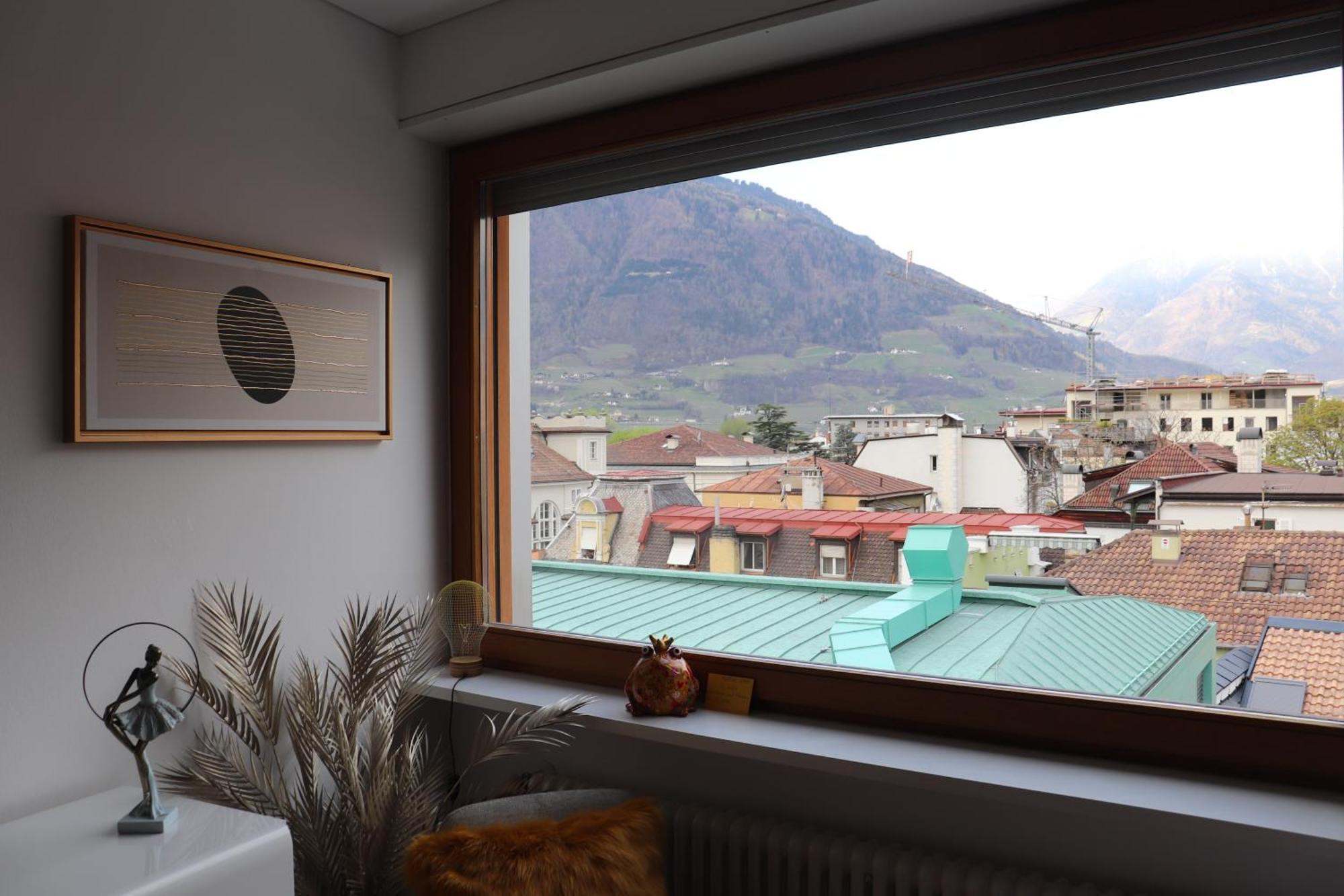 Ausblick Kleinjuwel Mit Panoramablick + Garage Διαμέρισμα Μεράνο Εξωτερικό φωτογραφία